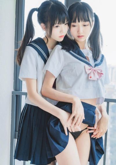 王祖贤被脱得精光三级