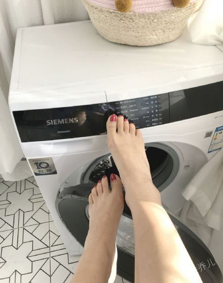 黄色片子免费看