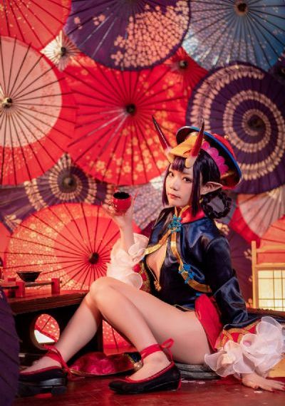 变成黑皮辣妹后和朋友