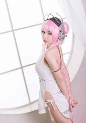 荣川乃亚