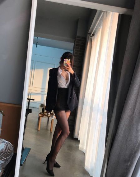 湿濡女人