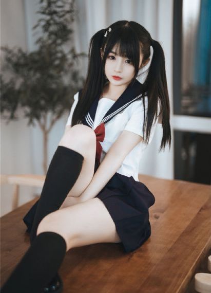 蜜桃精品视频在线