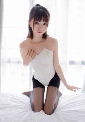 继母劳拉