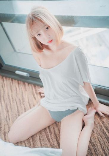 77电影网水蜜桃