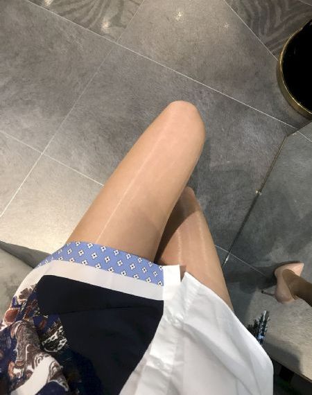 《借腹》电影免费观看